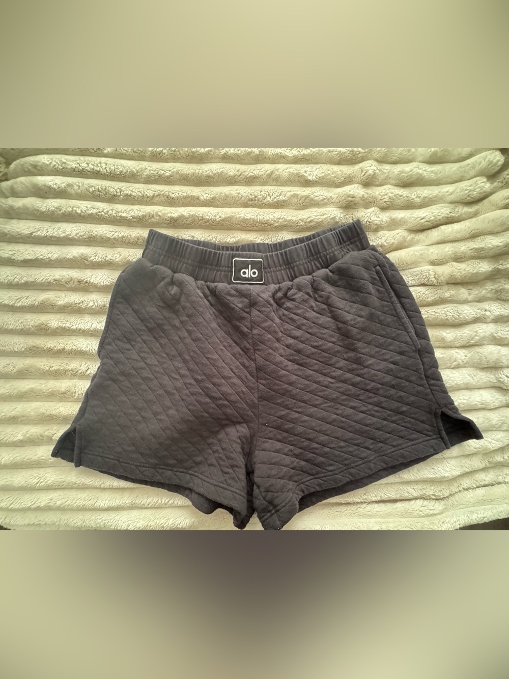 ALO Yoga Quilted Black Women's Shorts